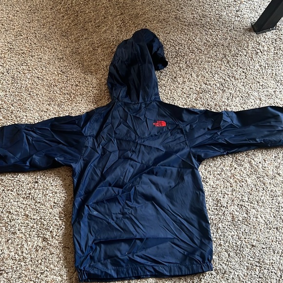 The North Face Boys Rain Coat - Picture 5 of 5